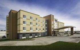Fairfield Inn And Suites Hutchinson